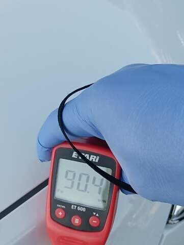 Білий БМВ 3 Серія, об'ємом двигуна 2 л та пробігом 189 тис. км за 15500 $, фото 90 на Automoto.ua