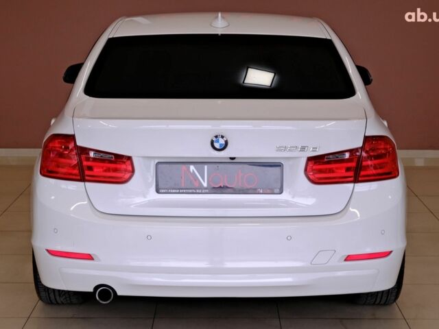 Белый БМВ 3 Серия, объемом двигателя 2 л и пробегом 245 тыс. км за 14500 $, фото 5 на Automoto.ua