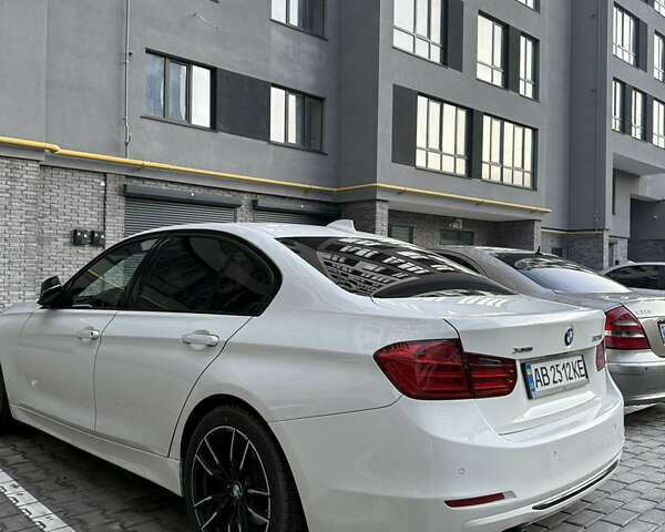 Белый БМВ 3 Серия, объемом двигателя 2 л и пробегом 200 тыс. км за 16900 $, фото 4 на Automoto.ua