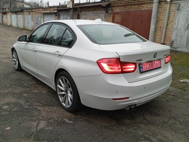 Білий БМВ 3 Серія, об'ємом двигуна 2 л та пробігом 250 тис. км за 7900 $, фото 4 на Automoto.ua