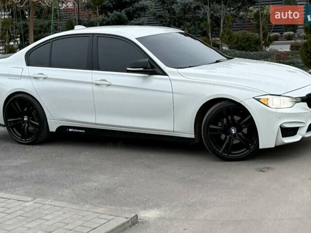 Белый БМВ 3 Серия, объемом двигателя 2 л и пробегом 146 тыс. км за 15300 $, фото 10 на Automoto.ua