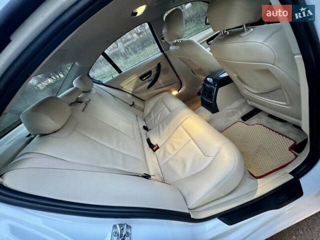 Белый БМВ 3 Серия, объемом двигателя 2 л и пробегом 150 тыс. км за 9500 $, фото 15 на Automoto.ua