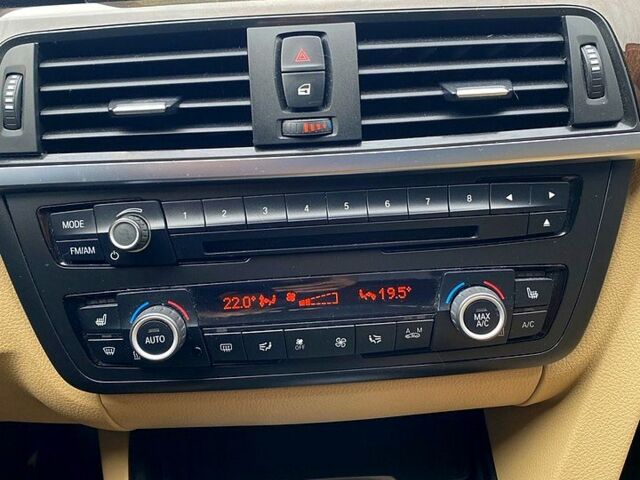 Белый БМВ 3 Серия, объемом двигателя 2 л и пробегом 105 тыс. км за 12700 $, фото 1 на Automoto.ua