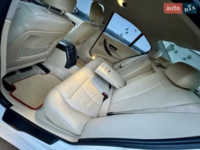 Белый БМВ 3 Серия, объемом двигателя 2 л и пробегом 150 тыс. км за 9500 $, фото 16 на Automoto.ua