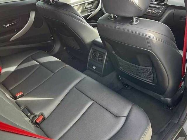 Белый БМВ 3 Серия, объемом двигателя 2 л и пробегом 130 тыс. км за 11000 $, фото 8 на Automoto.ua