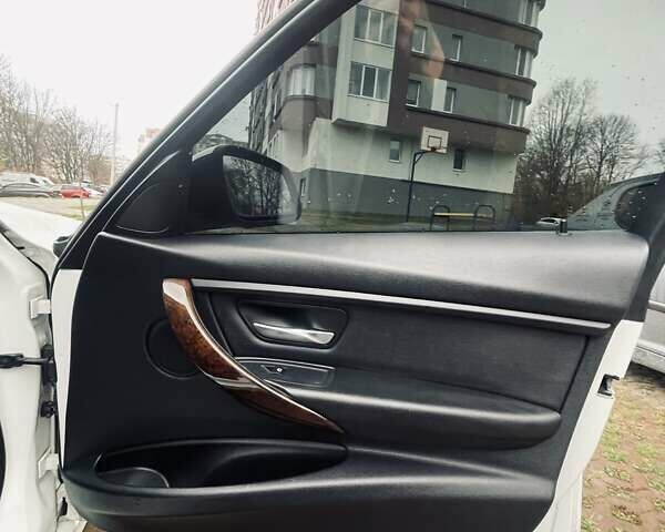 Білий БМВ 3 Серія, об'ємом двигуна 2 л та пробігом 222 тис. км за 13500 $, фото 15 на Automoto.ua
