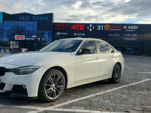 Білий БМВ 3 Серія, об'ємом двигуна 2 л та пробігом 145 тис. км за 12500 $, фото 7 на Automoto.ua