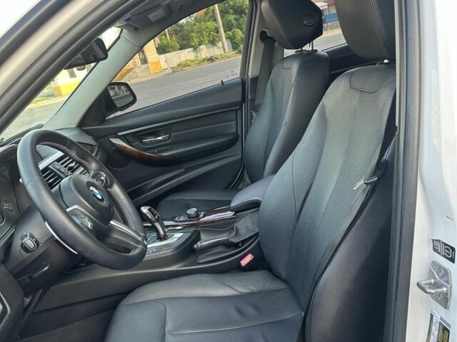 Белый БМВ 3 Серия, объемом двигателя 2 л и пробегом 112 тыс. км за 13500 $, фото 9 на Automoto.ua