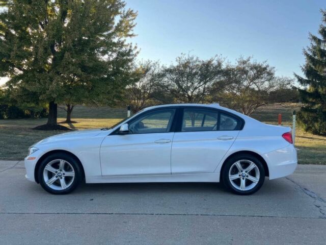 Белый БМВ 3 Серия, объемом двигателя 2 л и пробегом 88 тыс. км за 3600 $, фото 3 на Automoto.ua