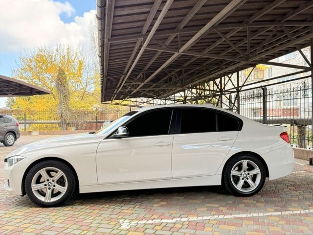 Белый БМВ 3 Серия, объемом двигателя 2 л и пробегом 250 тыс. км за 11800 $, фото 16 на Automoto.ua