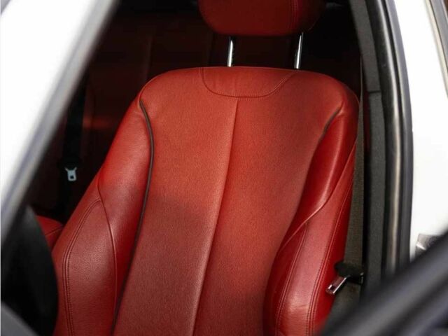 Білий БМВ 3 Серія, об'ємом двигуна 2 л та пробігом 143 тис. км за 14500 $, фото 8 на Automoto.ua