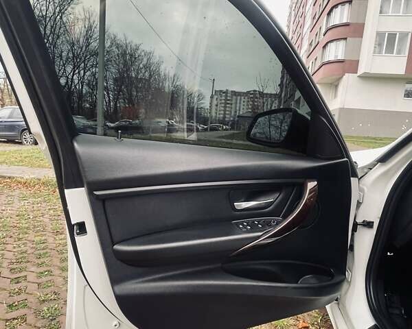 Білий БМВ 3 Серія, об'ємом двигуна 2 л та пробігом 222 тис. км за 13500 $, фото 13 на Automoto.ua