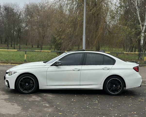 Белый БМВ 3 Серия, объемом двигателя 2 л и пробегом 190 тыс. км за 13500 $, фото 3 на Automoto.ua