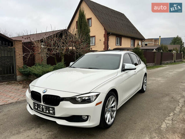 Білий БМВ 3 Серія, об'ємом двигуна 2 л та пробігом 237 тис. км за 11700 $, фото 1 на Automoto.ua