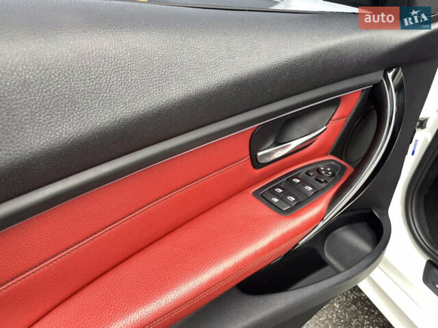 Белый БМВ 3 Серия, объемом двигателя 3 л и пробегом 153 тыс. км за 16000 $, фото 15 на Automoto.ua