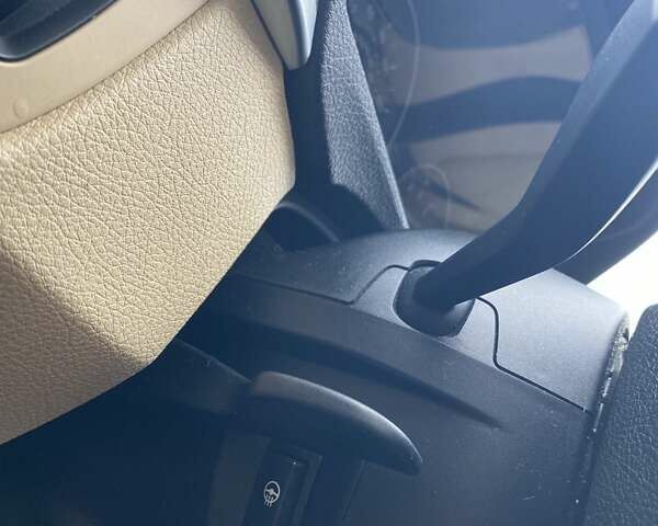 БМВ 3 Серия 2014 в Киеве на Automoto.ua Белый БМВ 3 Серия, объемом двигателя 2 л и пробегом 105 тыс. км за 12300 $, фото 10 на Automoto.ua