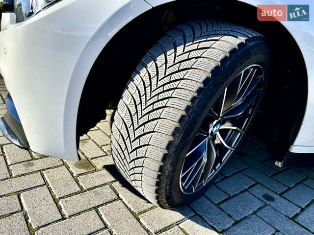 Білий БМВ 3 Серія, об'ємом двигуна 2 л та пробігом 210 тис. км за 15500 $, фото 10 на Automoto.ua