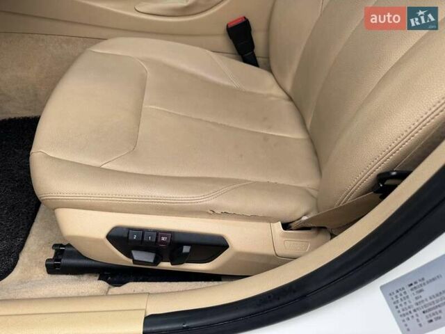 Білий БМВ 3 Серія, об'ємом двигуна 2 л та пробігом 171 тис. км за 10950 $, фото 12 на Automoto.ua