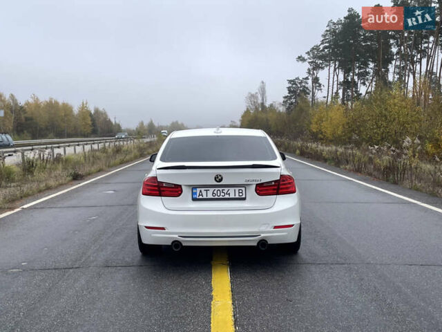 Белый БМВ 3 Серия, объемом двигателя 3 л и пробегом 153 тыс. км за 16000 $, фото 5 на Automoto.ua