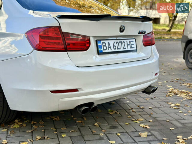 Білий БМВ 3 Серія, об'ємом двигуна 2 л та пробігом 175 тис. км за 12700 $, фото 5 на Automoto.ua