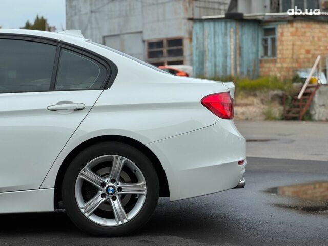 Белый БМВ 3 Серия, объемом двигателя 2 л и пробегом 189 тыс. км за 13290 $, фото 6 на Automoto.ua