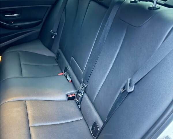 Белый БМВ 3 Серия, объемом двигателя 2 л и пробегом 197 тыс. км за 11500 $, фото 19 на Automoto.ua