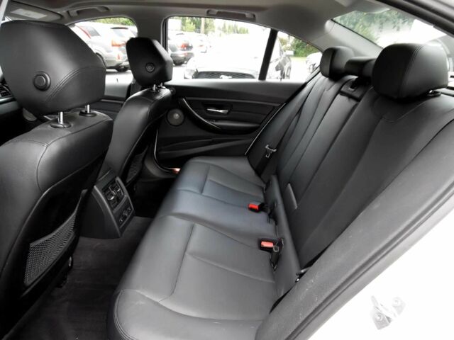 Білий БМВ 3 Серія, об'ємом двигуна 2 л та пробігом 90 тис. км за 3800 $, фото 8 на Automoto.ua