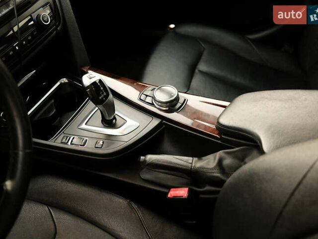 БМВ 3 Серия 2014 в Киеве на Automoto.ua Белый БМВ 3 Серия, объемом двигателя 2 л и пробегом 205 тыс. км за 11500 $, фото 19 на Automoto.ua