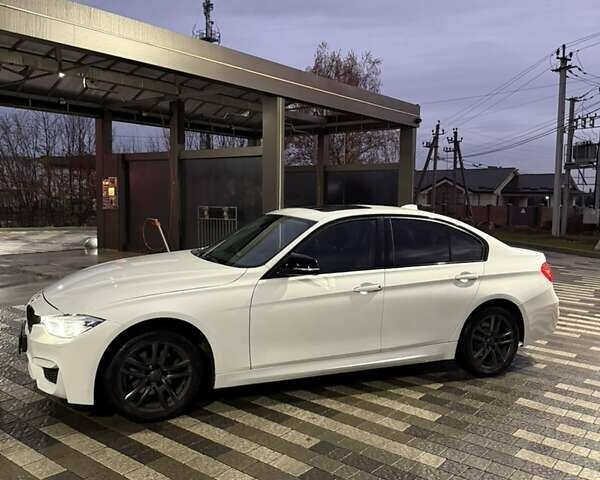Белый БМВ 3 Серия, объемом двигателя 2 л и пробегом 149 тыс. км за 13500 $, фото 1 на Automoto.ua