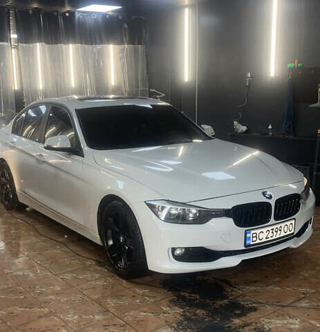 Белый БМВ 3 Серия, объемом двигателя 2 л и пробегом 240 тыс. км за 13000 $, фото 6 на Automoto.ua