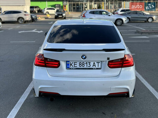 Білий БМВ 3 Серія, об'ємом двигуна 2 л та пробігом 262 тис. км за 15000 $, фото 4 на Automoto.ua