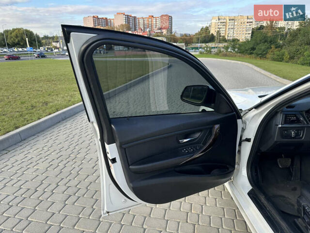 Белый БМВ 3 Серия, объемом двигателя 2 л и пробегом 114 тыс. км за 15700 $, фото 9 на Automoto.ua