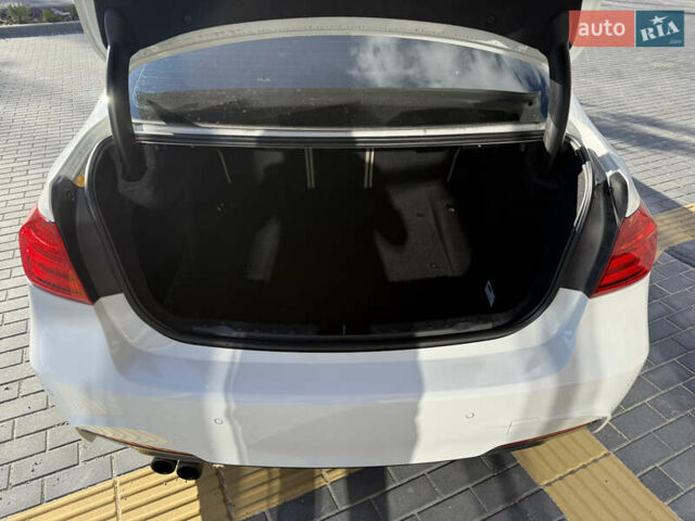 Белый БМВ 3 Серия, объемом двигателя 2 л и пробегом 116 тыс. км за 15900 $, фото 21 на Automoto.ua