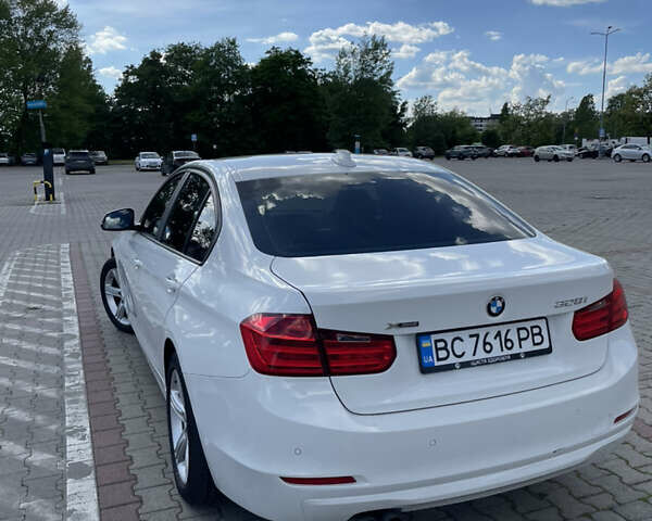 Белый БМВ 3 Серия, объемом двигателя 2 л и пробегом 180 тыс. км за 12000 $, фото 19 на Automoto.ua