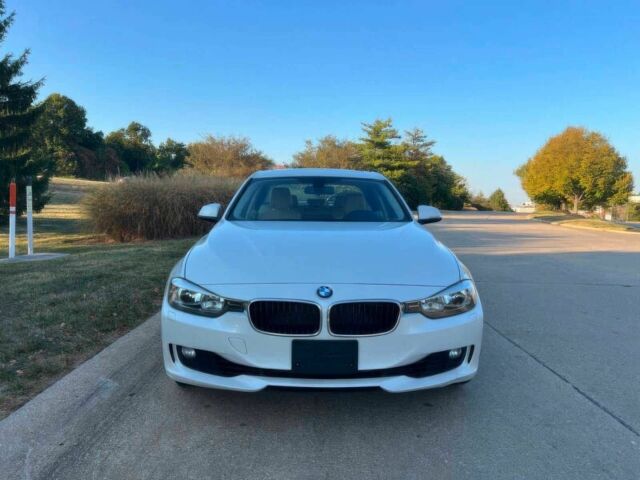 Білий БМВ 3 Серія, об'ємом двигуна 2 л та пробігом 88 тис. км за 3700 $, фото 1 на Automoto.ua