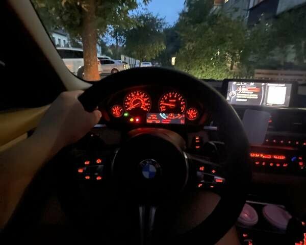 Белый БМВ 3 Серия, объемом двигателя 2 л и пробегом 155 тыс. км за 14500 $, фото 3 на Automoto.ua