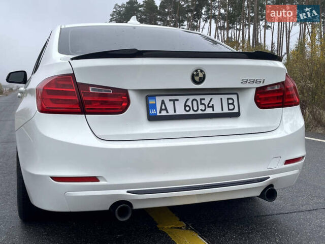 Белый БМВ 3 Серия, объемом двигателя 3 л и пробегом 153 тыс. км за 16000 $, фото 6 на Automoto.ua