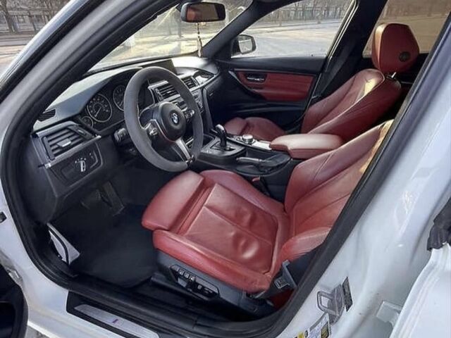 Белый БМВ 3 Серия, объемом двигателя 2 л и пробегом 130 тыс. км за 12500 $, фото 5 на Automoto.ua