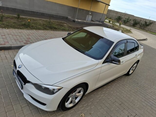 БМВ 3 Серія 2014 у Одесі на Automoto.ua Білий БМВ 3 Серія, об'ємом двигуна 2 л та пробігом 1 тис. км за 9900 $, фото 18 на Automoto.ua