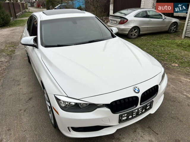 Білий БМВ 3 Серія, об'ємом двигуна 2 л та пробігом 237 тис. км за 11700 $, фото 8 на Automoto.ua