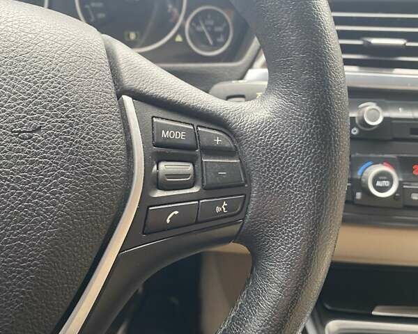БМВ 3 Серия 2014 в Киеве на Automoto.ua Белый БМВ 3 Серия, объемом двигателя 2 л и пробегом 105 тыс. км за 12300 $, фото 9 на Automoto.ua