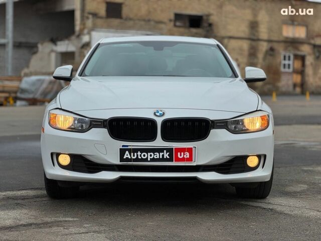 Белый БМВ 3 Серия, объемом двигателя 2 л и пробегом 189 тыс. км за 13290 $, фото 3 на Automoto.ua