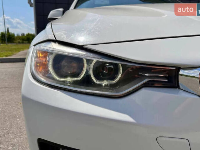 Білий БМВ 3 Серія, об'ємом двигуна 2 л та пробігом 192 тис. км за 12500 $, фото 3 на Automoto.ua