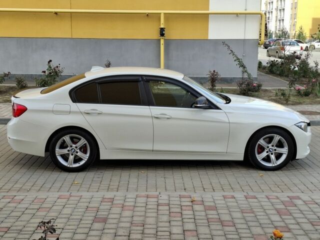 БМВ 3 Серія 2014 у Одесі на Automoto.ua Білий БМВ 3 Серія, об'ємом двигуна 2 л та пробігом 1 тис. км за 9900 $, фото 3 на Automoto.ua