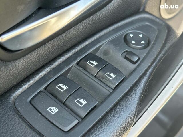 Білий БМВ 3 Серія, об'ємом двигуна 2 л та пробігом 184 тис. км за 12990 $, фото 11 на Automoto.ua