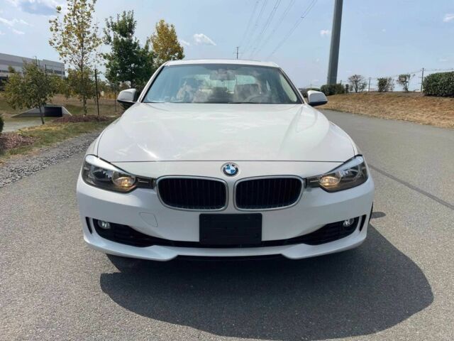 Білий БМВ 3 Серія, об'ємом двигуна 2 л та пробігом 84 тис. км за 6000 $, фото 1 на Automoto.ua