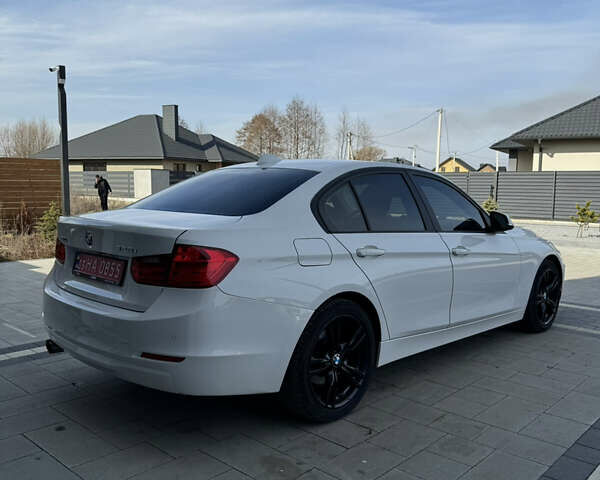 Белый БМВ 3 Серия, объемом двигателя 2 л и пробегом 177 тыс. км за 12700 $, фото 9 на Automoto.ua
