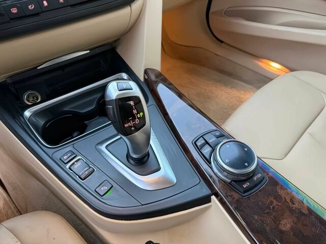 Белый БМВ 3 Серия, объемом двигателя 2 л и пробегом 89 тыс. км за 7000 $, фото 11 на Automoto.ua