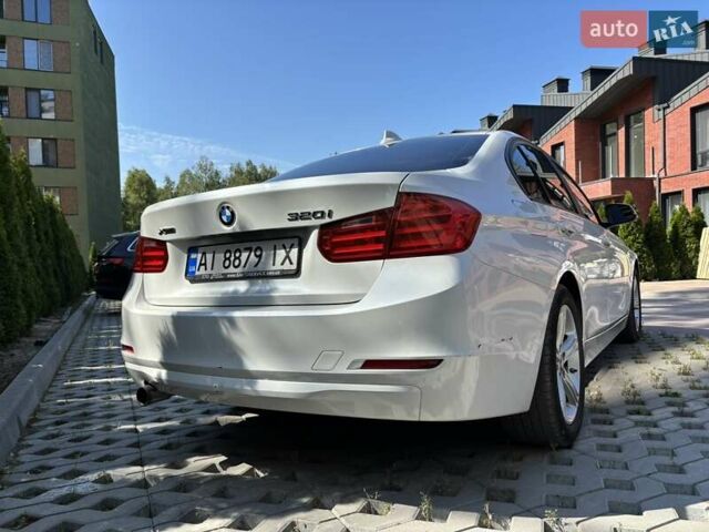 Білий БМВ 3 Серія, об'ємом двигуна 2 л та пробігом 192 тис. км за 14500 $, фото 4 на Automoto.ua