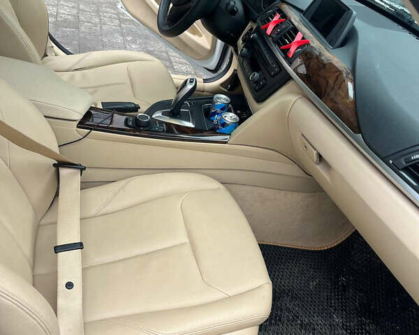 Белый БМВ 3 Серия, объемом двигателя 2 л и пробегом 160 тыс. км за 11800 $, фото 14 на Automoto.ua